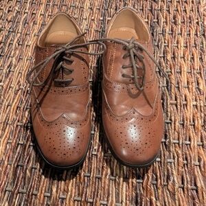Tip Top Boy's Brown Dress Shoes (Size 2)